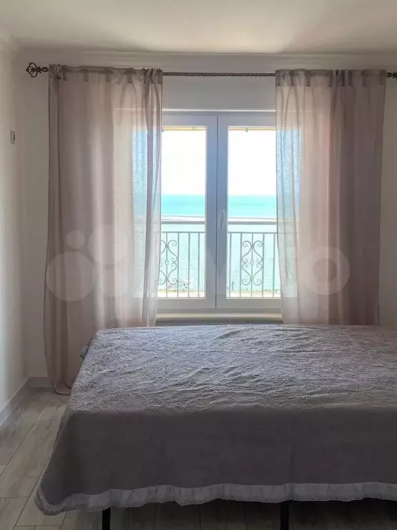 1-к. квартира, 50 м, 3/3 эт. - Фото 1