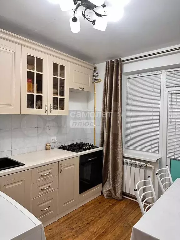 1-к. квартира, 40 м, 1/9 эт. - Фото 0