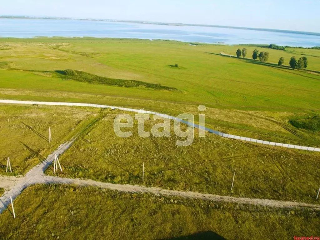 Участок в Татарстан, Лаишевский район, с. Среднее Девятово  (648.01 ... - Фото 0