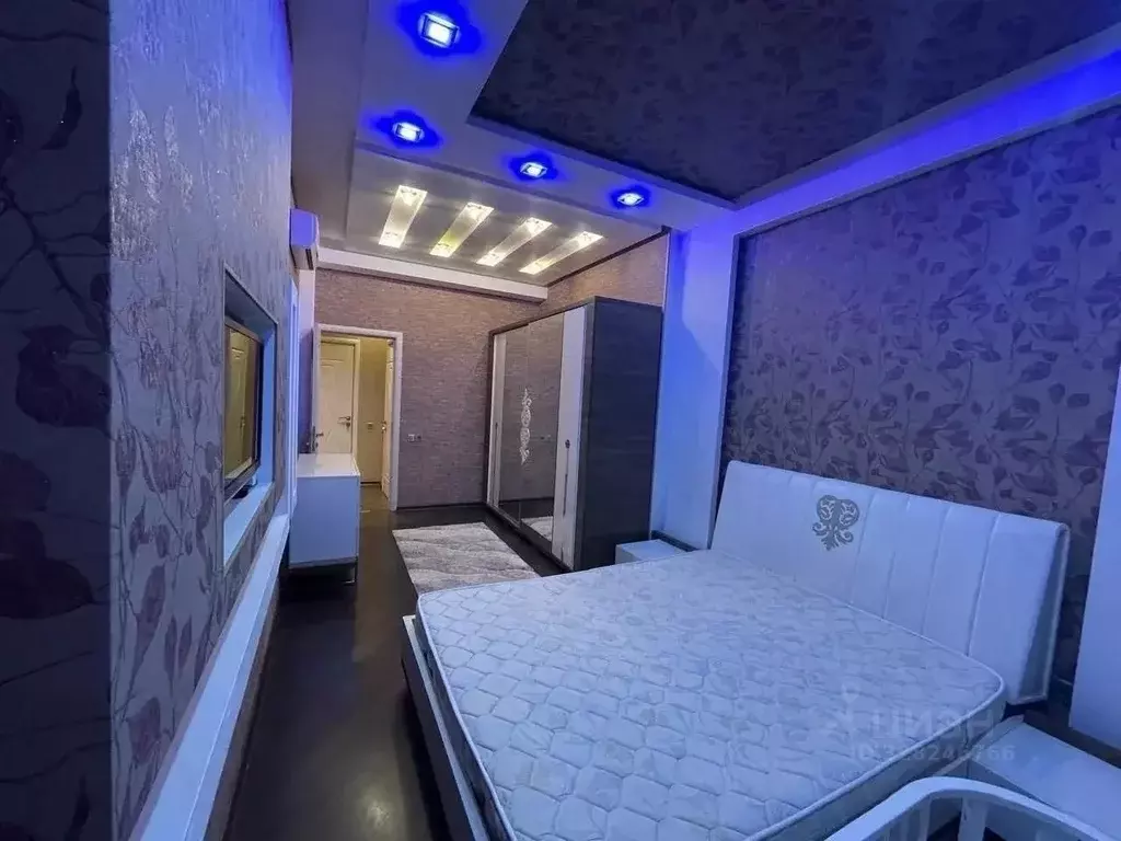 2-к кв. Татарстан, Казань ул. Салиха Батыева, 11 (80.0 м) - Фото 1