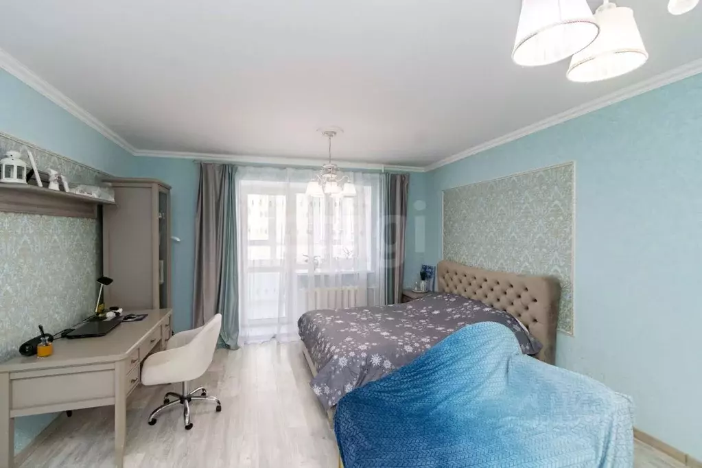 2-к кв. Тюменская область, Тюмень ул. Максима Горького, 83 (81.3 м) - Фото 1