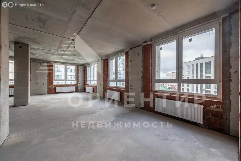 Квартира-студия: Екатеринбург, улица Попова, 18 (113.5 м) - Фото 1