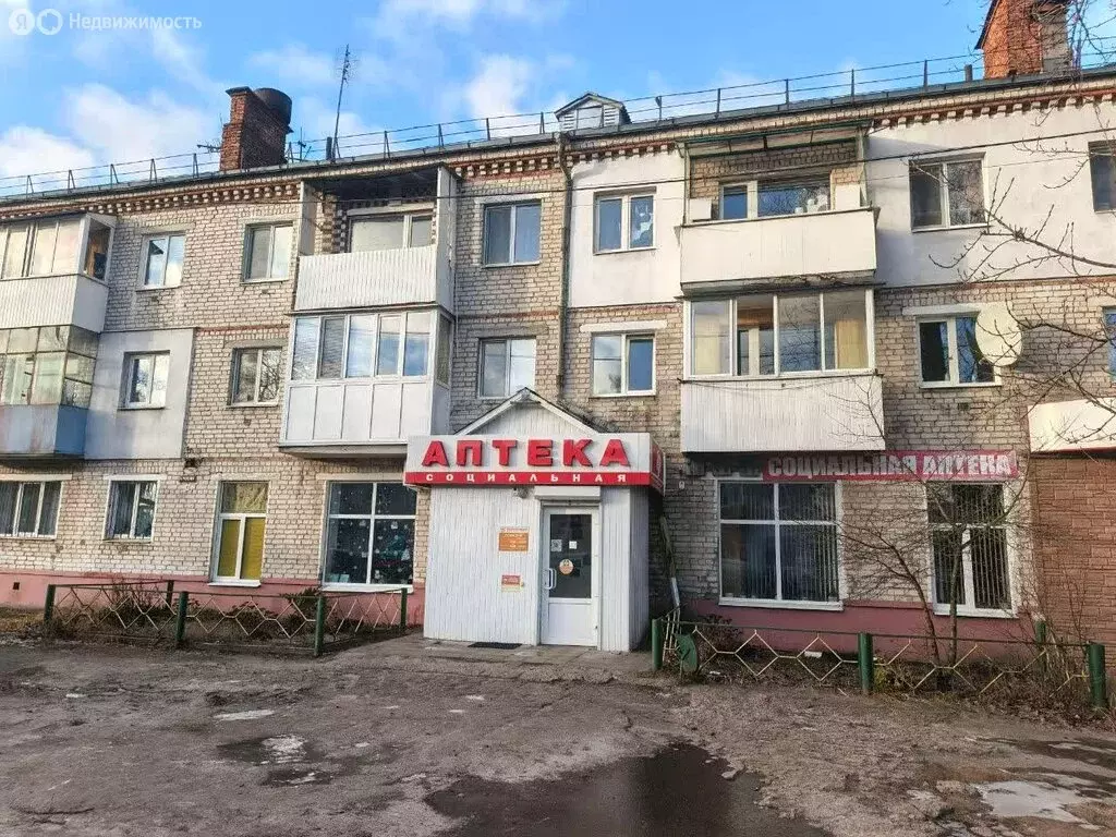 3-комнатная квартира: посёлок городского типа Белые Берега, Новая ... - Фото 2