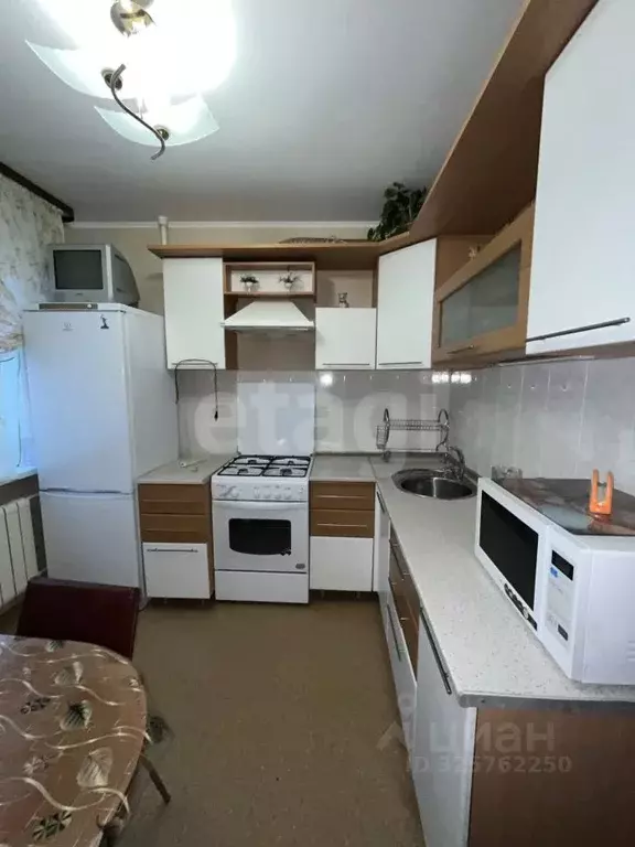 3-к кв. Коми, Усинск ул. Нефтяников, 44 (68.0 м) - Фото 1