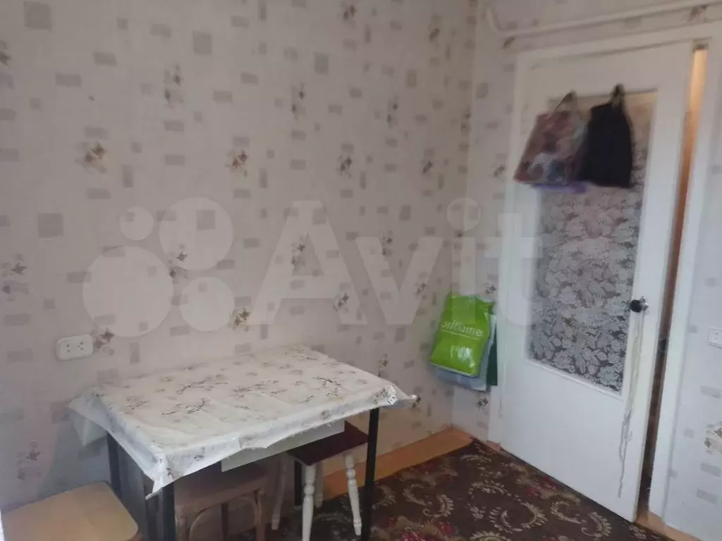 3-к. квартира, 60,5 м, 1/9 эт. - Фото 0