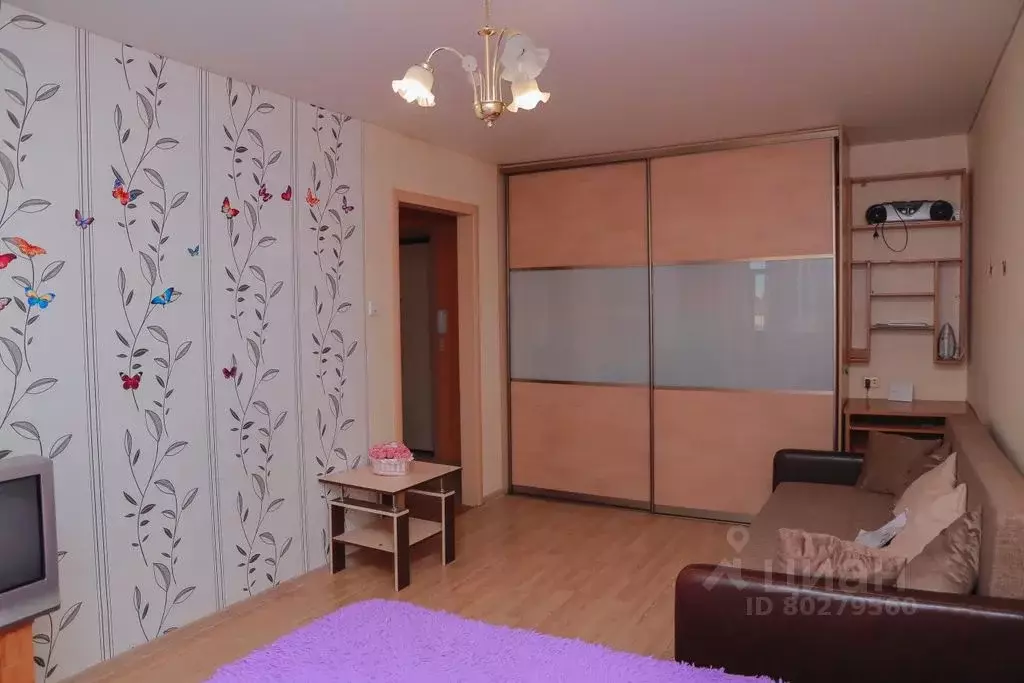 1-к кв. Татарстан, Казань ул. Фатыха Амирхана, 71 (40.0 м) - Фото 1