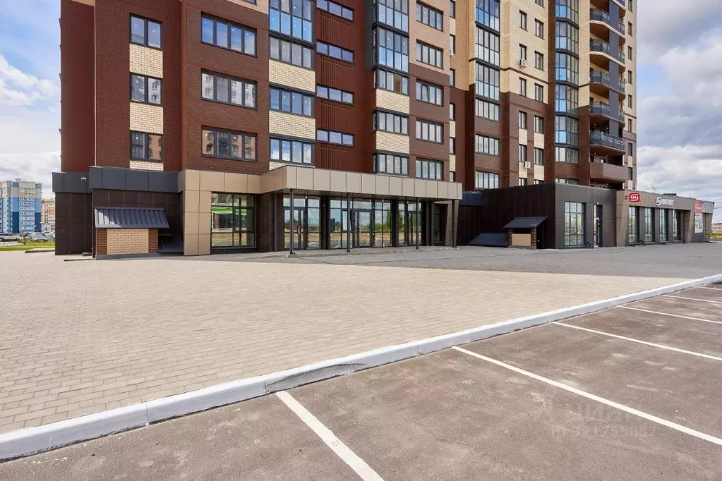 Помещение свободного назначения в Брянская область, Брянск ул. Имени ... - Фото 0