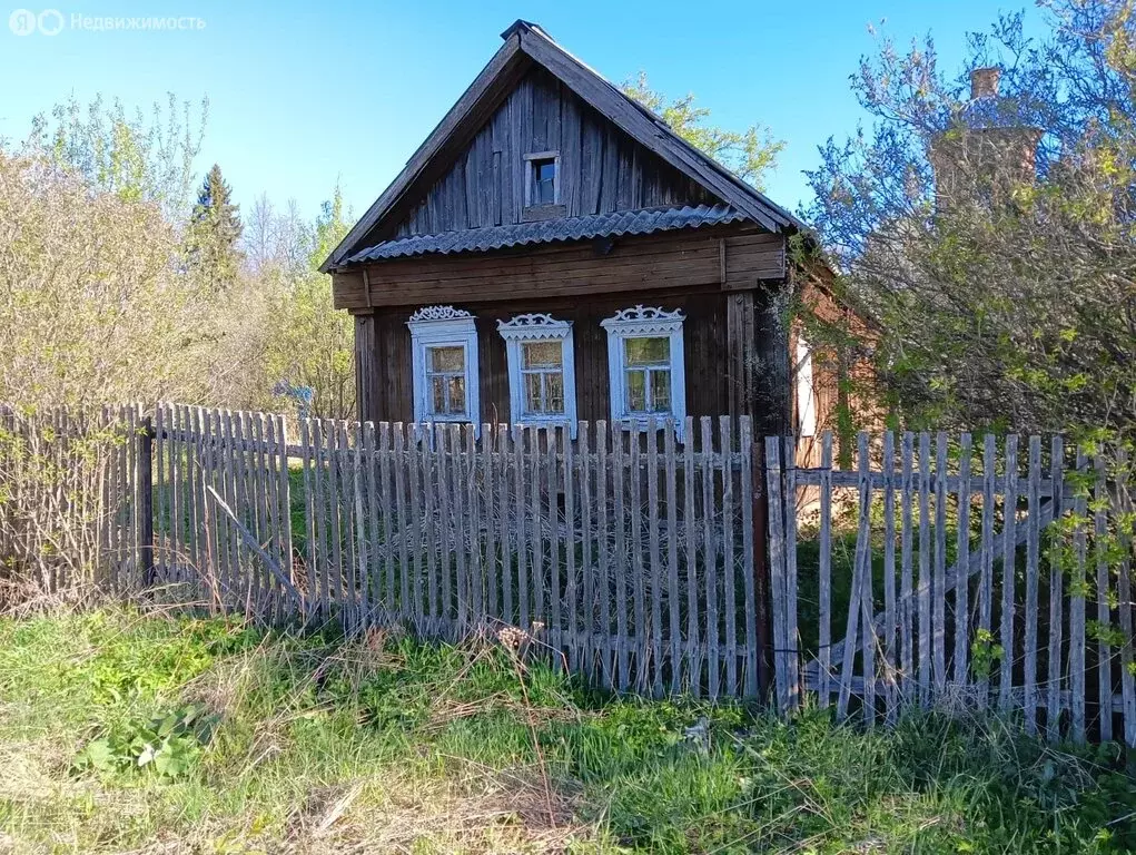 Дом в Курбское сельское поселение, село Дёгтево, 20 (24 м) - Фото 1
