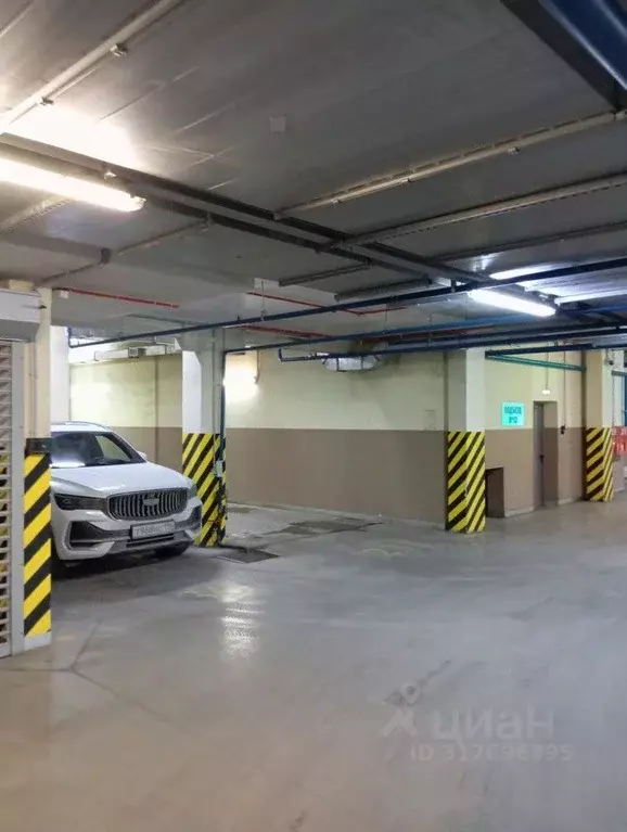 Гараж в Свердловская область, Екатеринбург ул. Куйбышева, 21 (22 м) - Фото 0