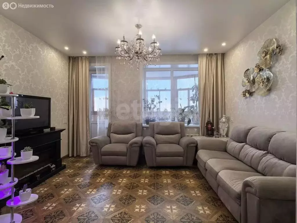 3-комнатная квартира: Иркутск, улица Павла Красильникова, 219 (80.5 м) - Фото 1