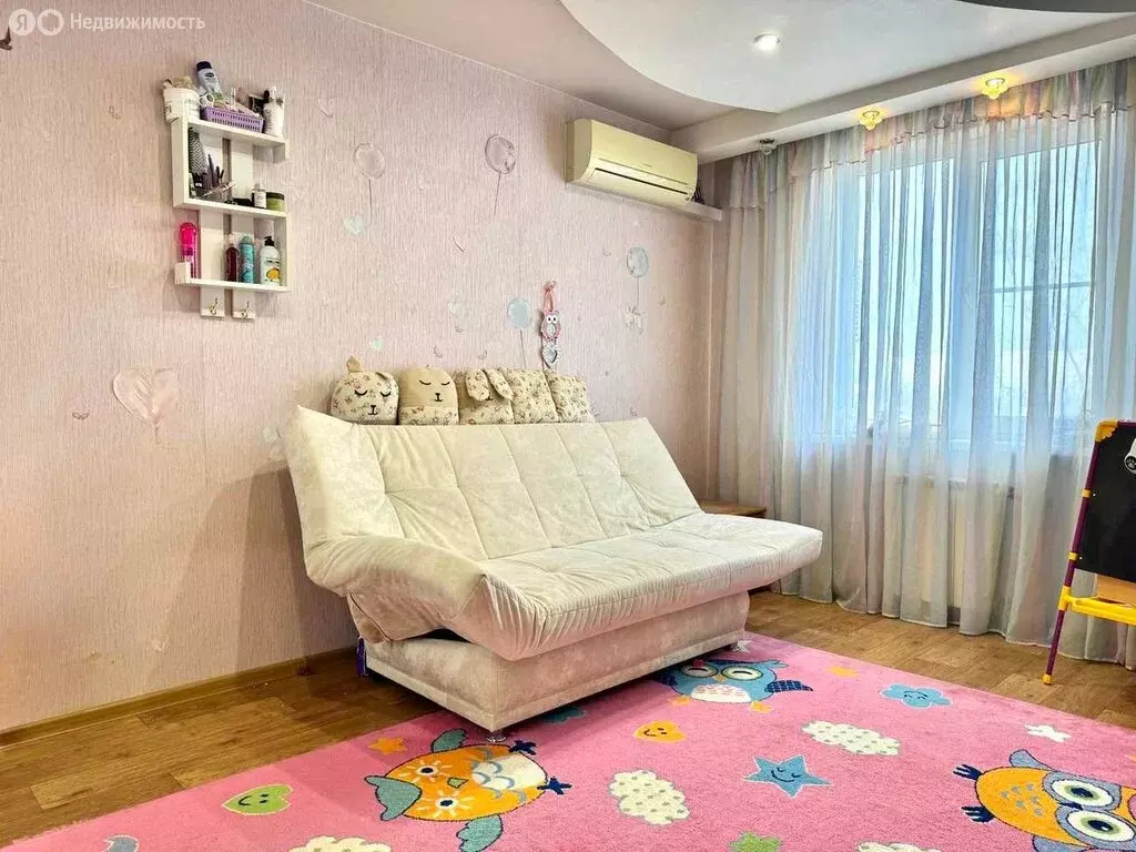 3-комнатная квартира: Волжский, улица Волжской Военной Флотилии, 98 ... - Фото 1