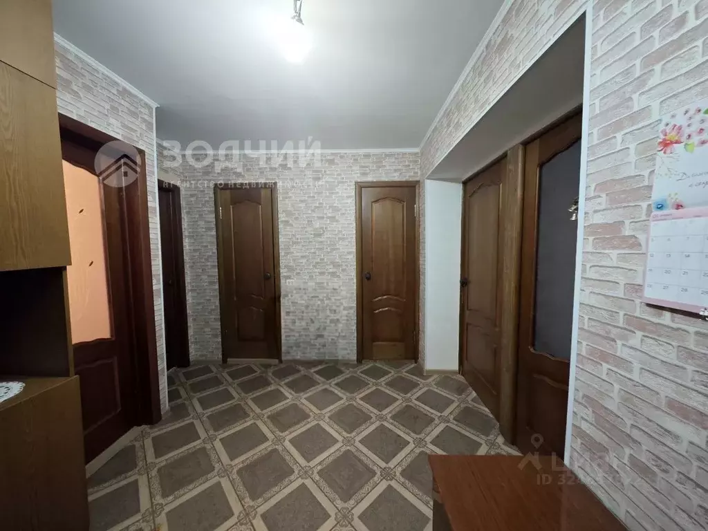 3-к кв. Чувашия, Канаш ул. Ильича, 9 (58.1 м) - Фото 1