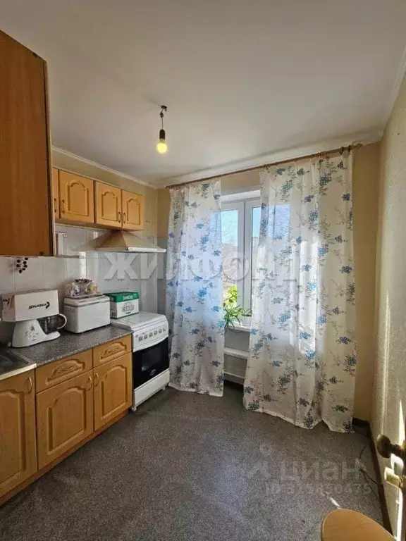 3-к кв. Самарская область, Тольятти ул. Свердлова, 62 (49.7 м) - Фото 0