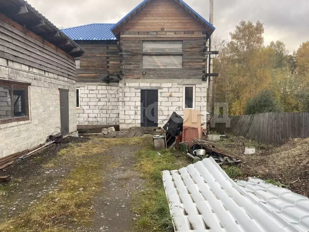 Дом в Новосибирская область, Новосибирск Лужниковская ул. (220 м) - Фото 0