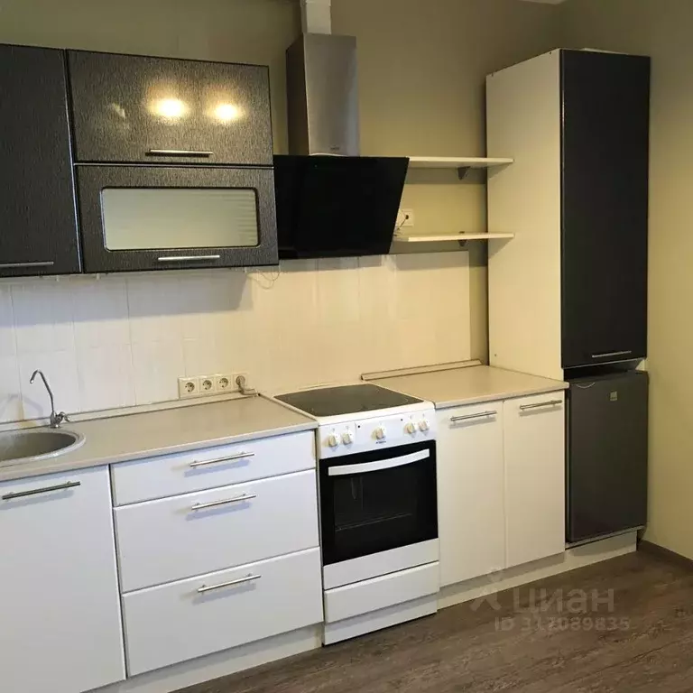 1-к кв. Московская область, Дмитров ул. Космонавтов, 52 (45.0 м) - Фото 0