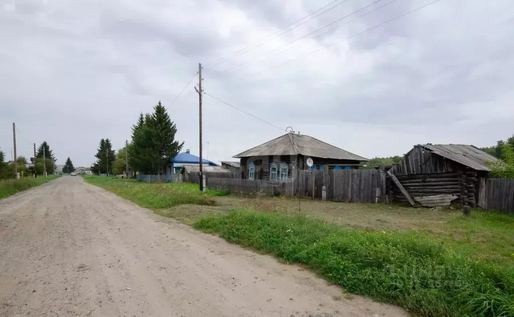 Дом в Тюменская область, Исетский муниципальный округ, с. Станичное ... - Фото 1