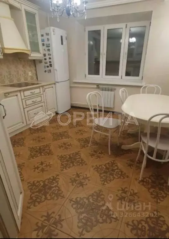 2-к кв. Тюменская область, Тюмень ул. Самарцева, 3 (65.6 м) - Фото 0