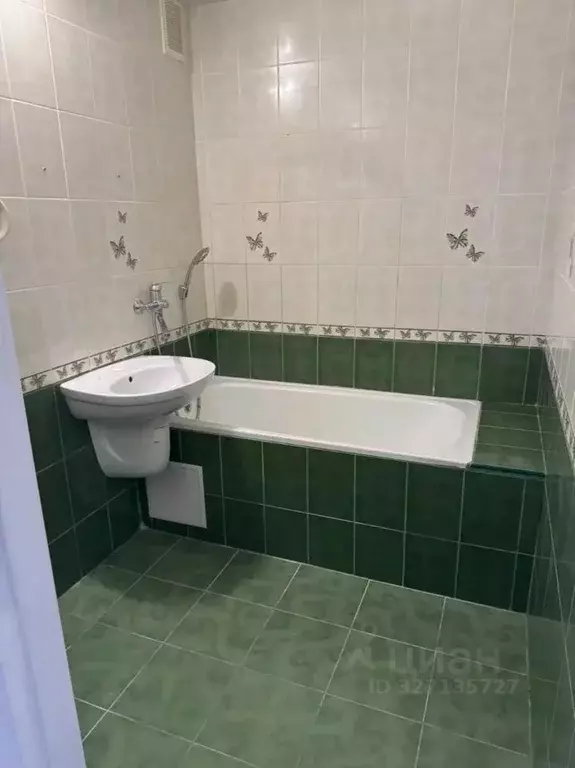 2-к кв. Краснодарский край, Краснодар проезд Репина, 32 (68.0 м) - Фото 1