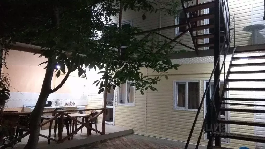 Дом в Крым, Алушта ул. Первомайская, 18 (104 м) - Фото 1