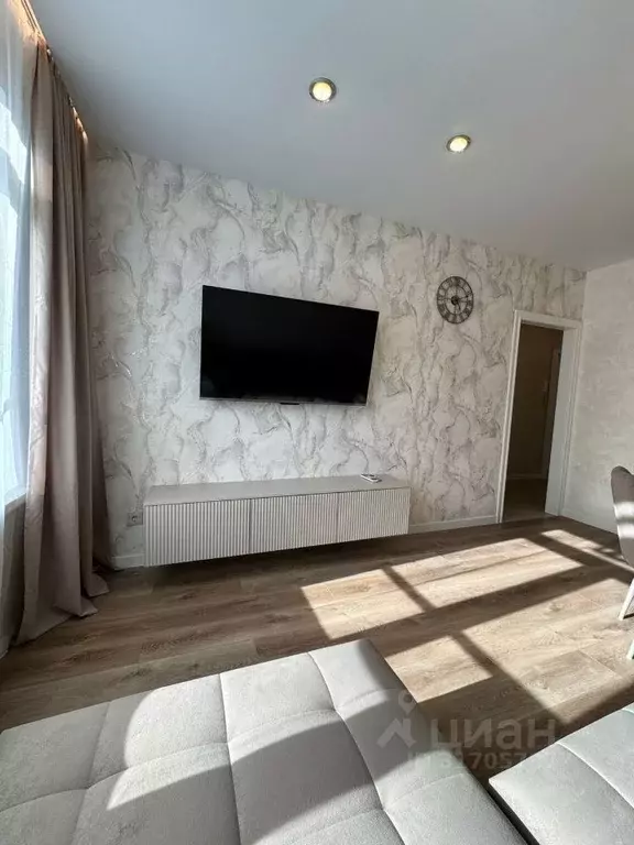 2-к кв. Москва ул. Авиаторов, 1 (42.0 м) - Фото 1