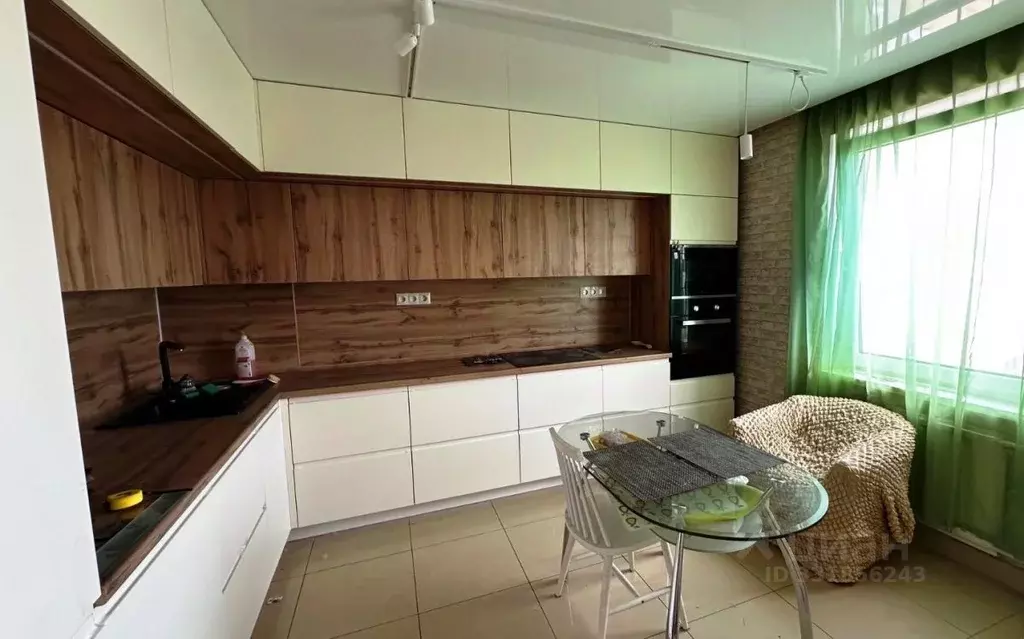 3-к кв. Санкт-Петербург ул. Лени Голикова, 47к3 (80.2 м) - Фото 1