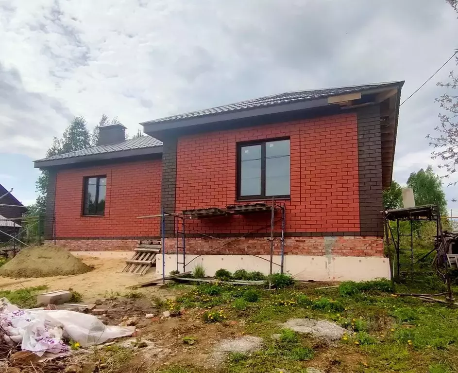 Дом в Пензенская область, Пензенский район, Алферьевский сельсовет, с. ... - Фото 2