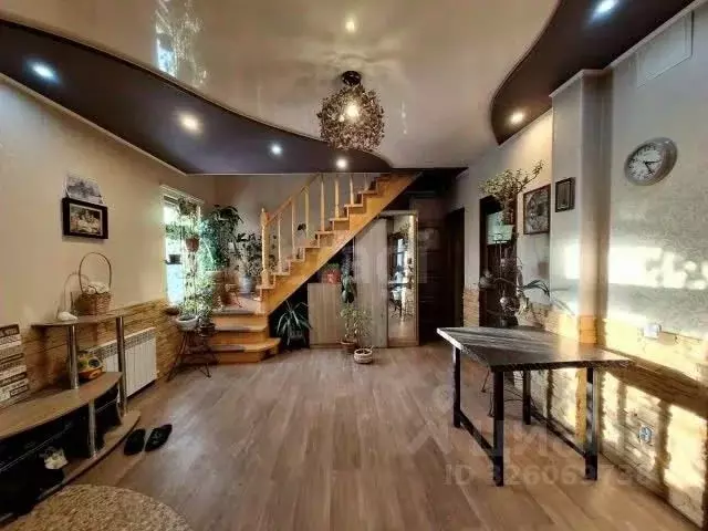 Дом в Коми, Сыктывкар ул. Савина, 7 (157 м) - Фото 1