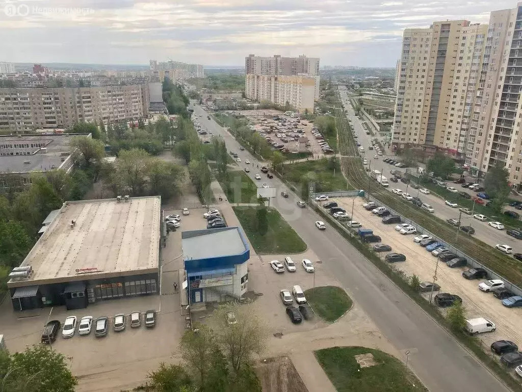 2-комнатная квартира: Саратов, улица имени Академика О.К. Антонова, 33 ... - Фото 1