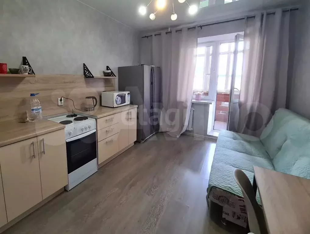 1-к. квартира, 40 м, 11/17 эт. - Фото 0