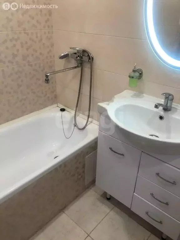 1-комнатная квартира: Анапа, улица Адмирала Пустошкина, 16 (38 м) - Фото 1