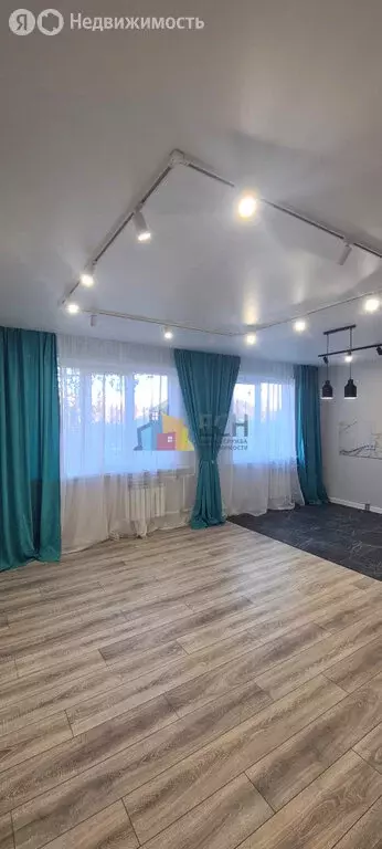 3-комнатная квартира: Тула, улица Максима Горького, 20 (64.2 м) - Фото 1