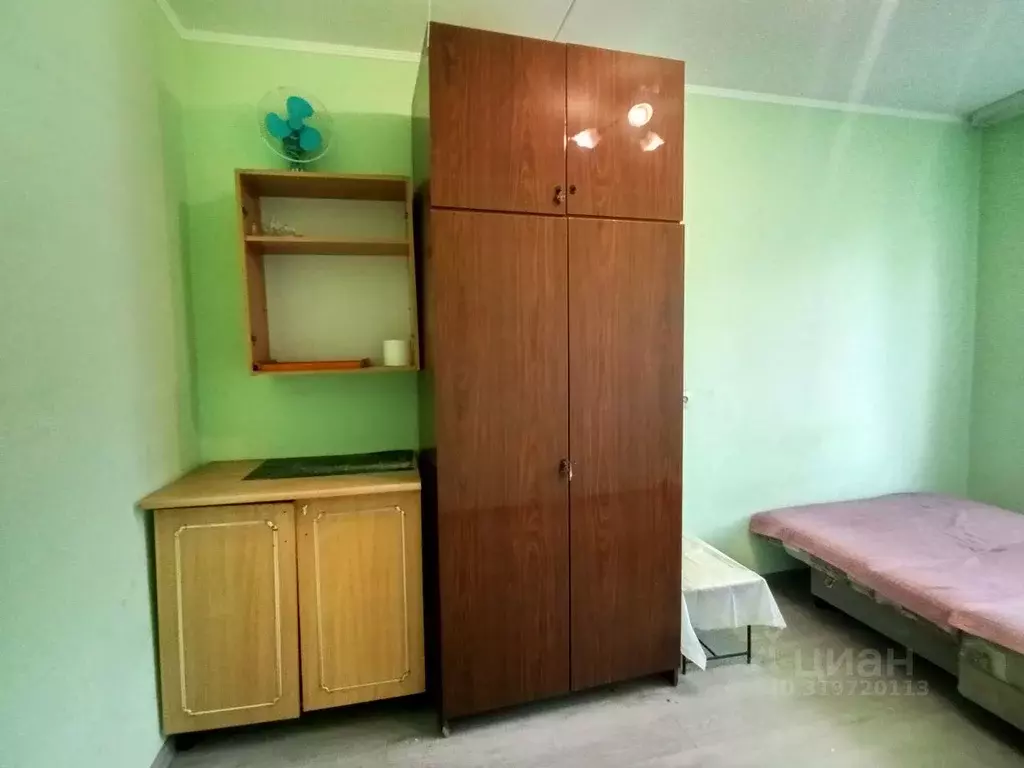 Комната Свердловская область, Екатеринбург ул. Июльская, 41 (12.0 м) - Фото 0