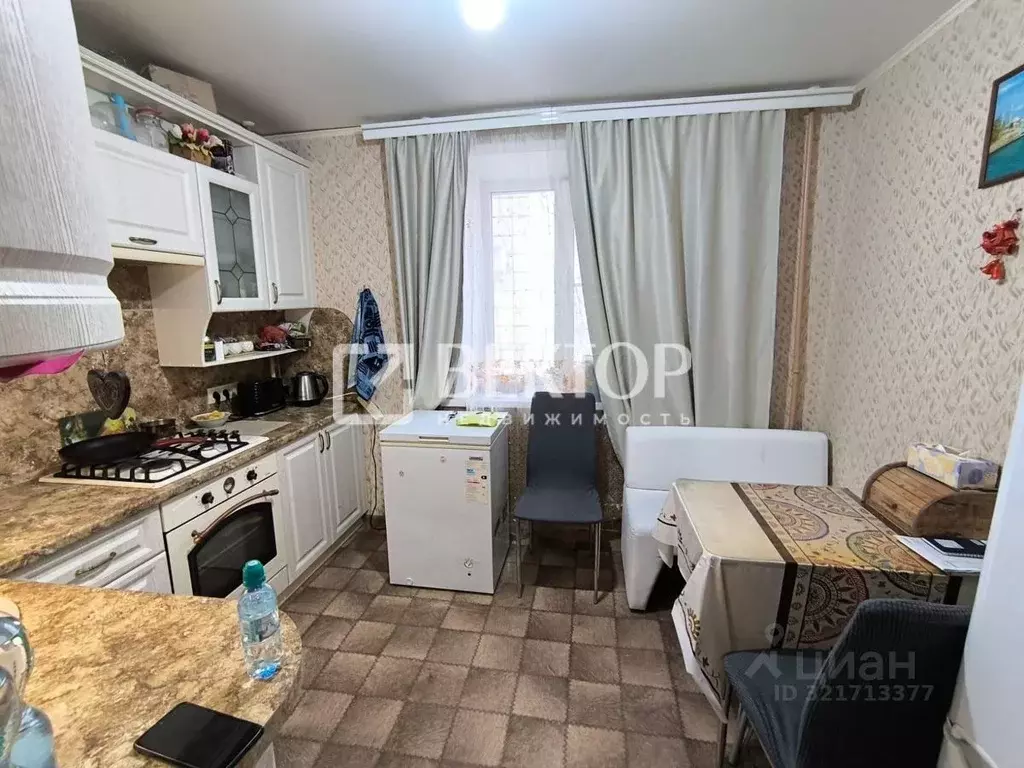 3-к кв. Костромская область, Кострома Южная ул., 2Б (59.5 м) - Фото 0