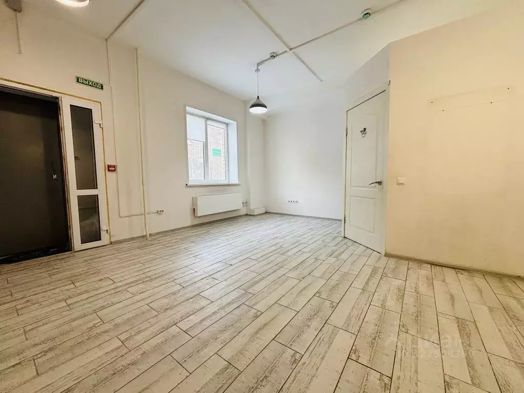 Помещение свободного назначения в Пермский край, Пермь ул. 1-я ... - Фото 1