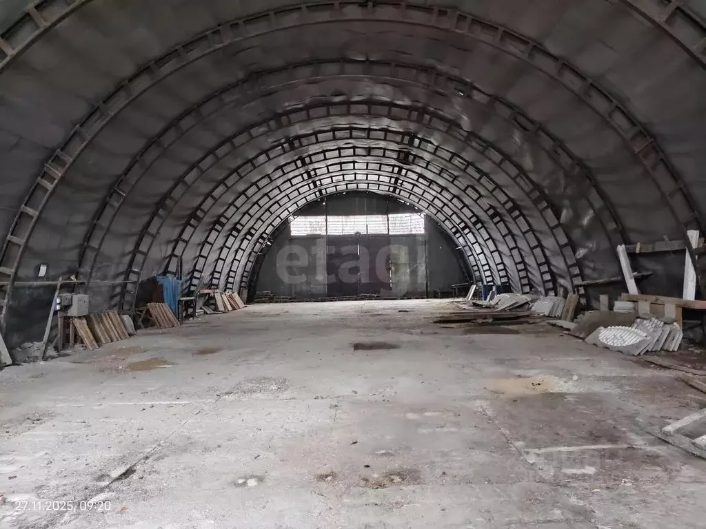 Склад в Воронежская область, Грибановский район, с. Верхний Карачан ... - Фото 1