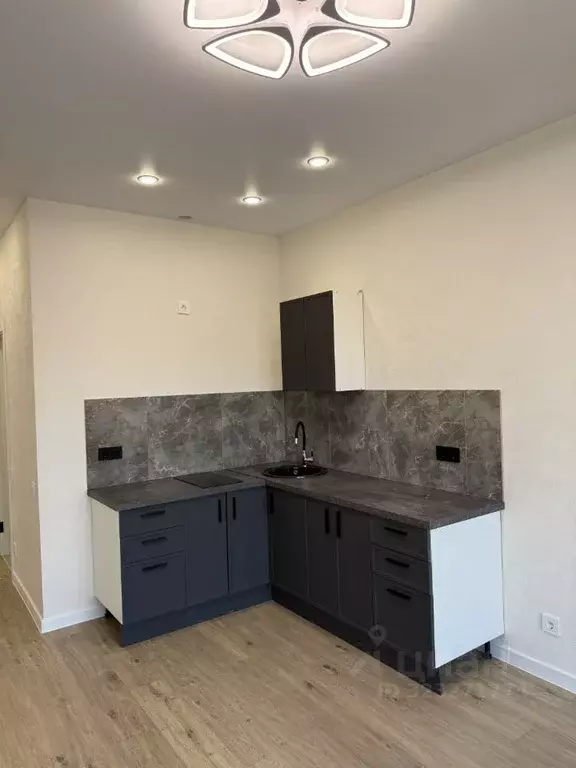 2-к кв. Алтайский край, Барнаул ул. Имени В.Т. Христенко, 2к3 (39.0 м) - Фото 1