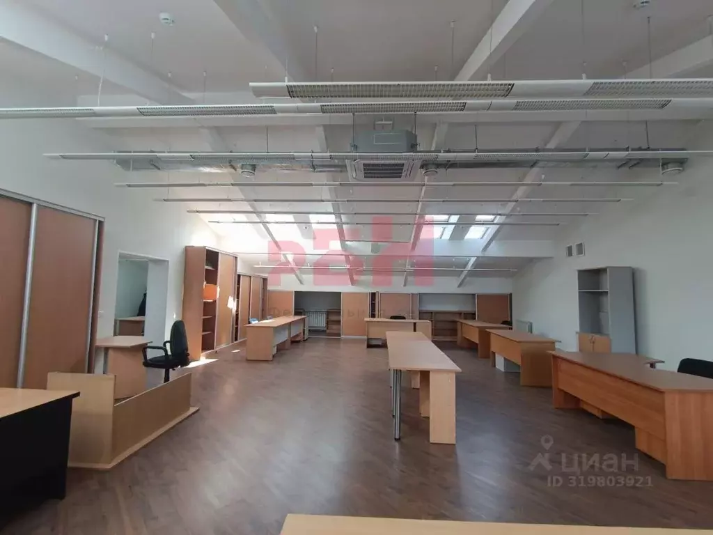 Офис в Тюменская область, Тюмень ул. Кирова, 43/1 (231 м) - Фото 1