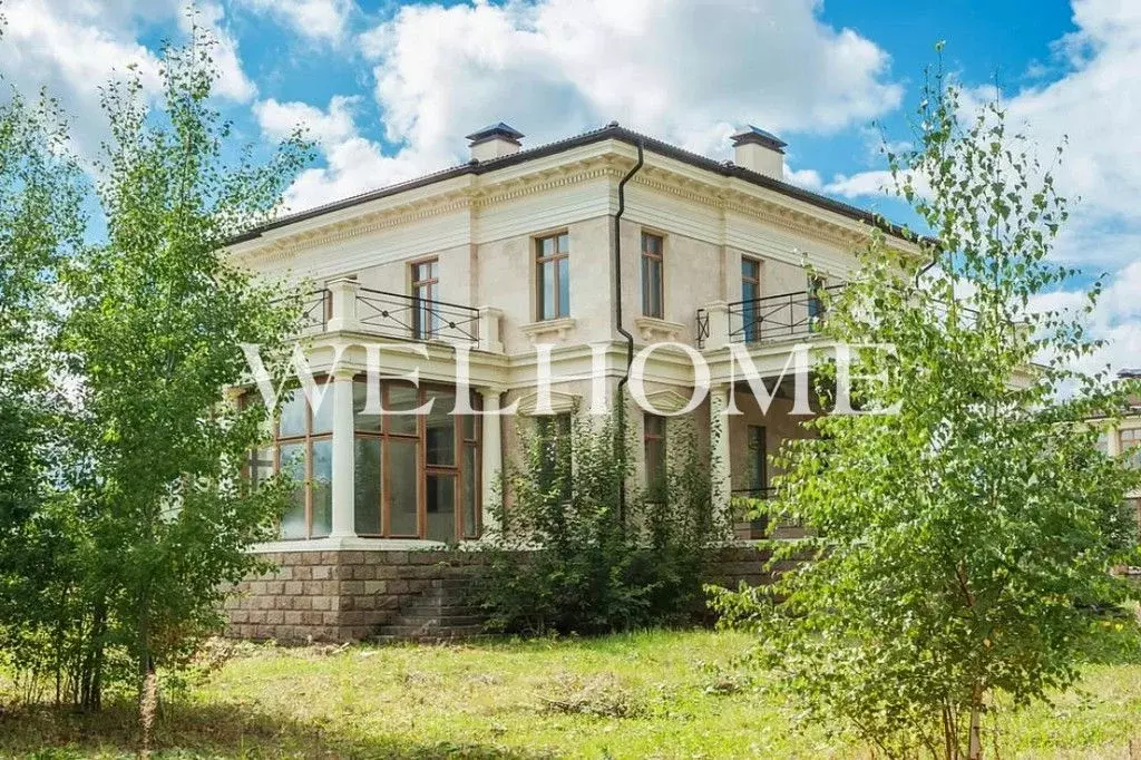 Продается дом в КП Монолит - Фото 1