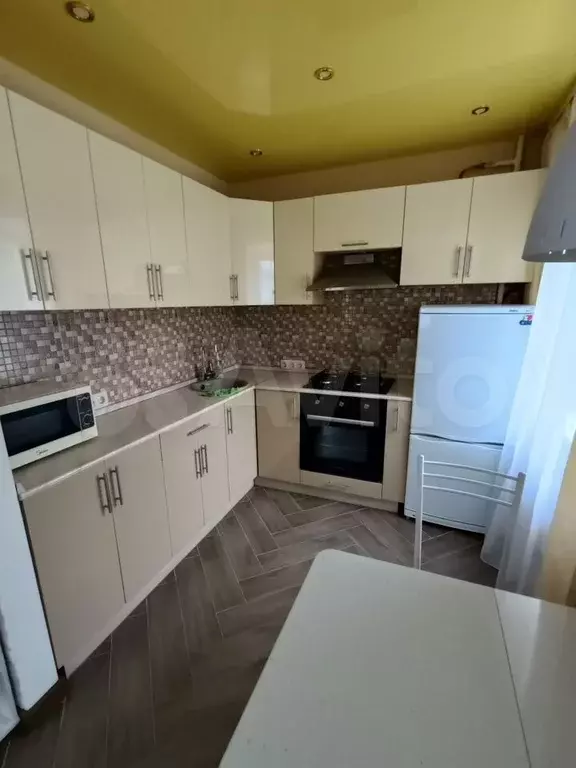 1-к. квартира, 32,9 м, 3/5 эт. - Фото 0