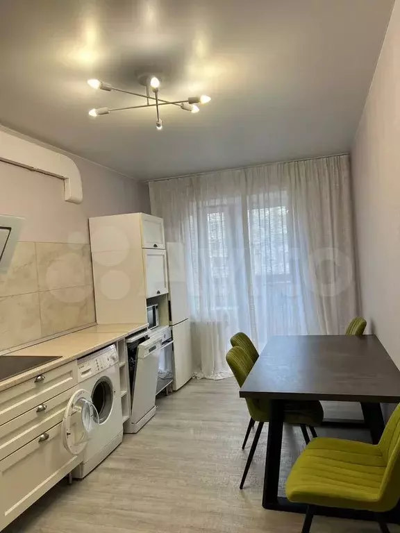 2-к. квартира, 62 м, 6/10 эт. - Фото 0