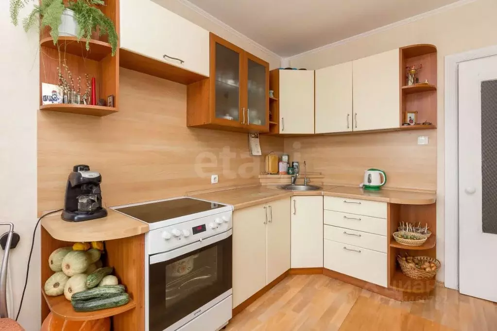 2-к кв. Тюменская область, Тюмень Харьковская ул., 59к3 (49.9 м) - Фото 1