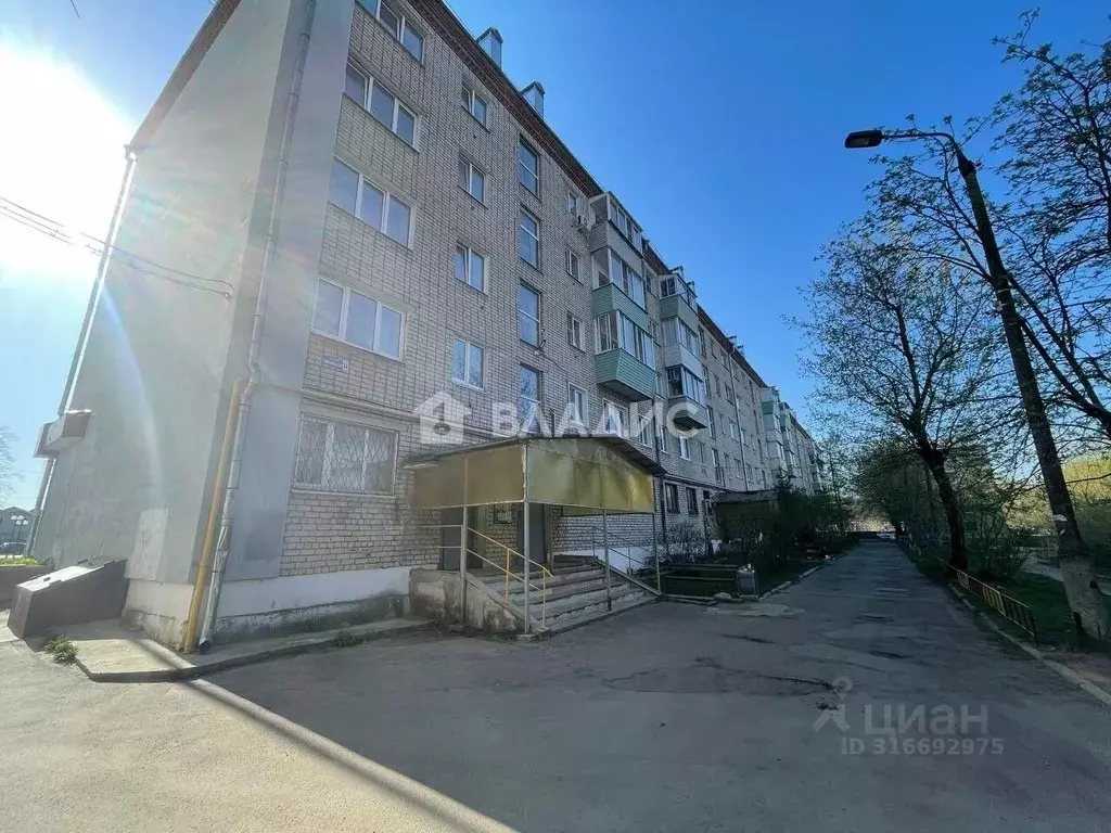 3-к кв. Владимирская область, Ковров Комсомольская ул., 30 (42.0 м) - Фото 0