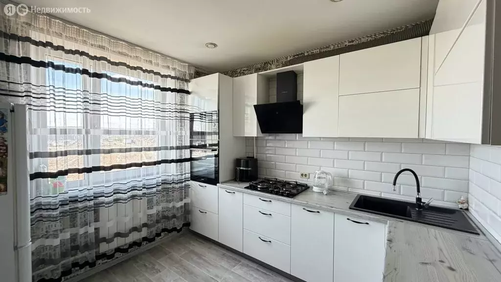 2-комнатная квартира: Миасс, улица Богдана Хмельницкого, 22 (56.9 м) - Фото 2