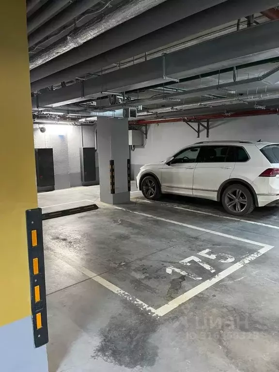 Гараж в Санкт-Петербург ул. Челюскина, 8 (14 м) - Фото 1