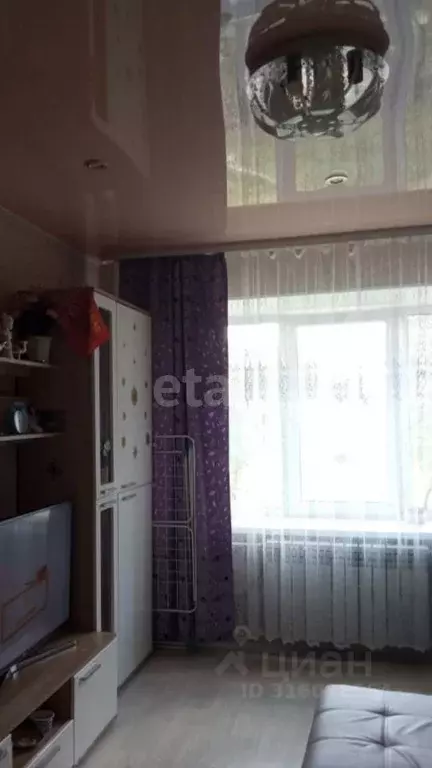 Комната Свердловская область, Нижняя Салда Уральская ул., 6 (17.2 м) - Фото 0