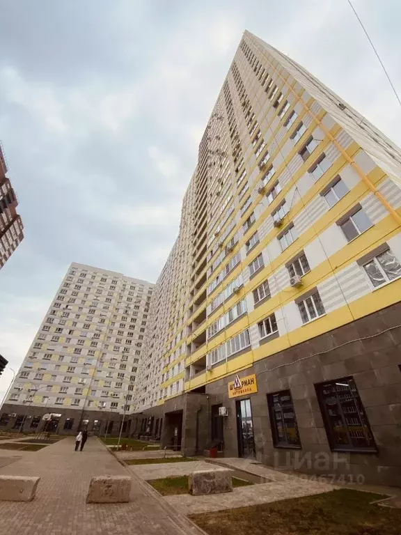 Студия Оренбургская область, Оренбург ул. Юркина, 8 (26.1 м) - Фото 1