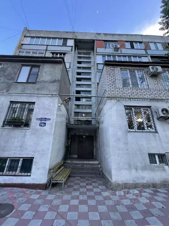 1-к кв. Дагестан, Махачкала ул. Братьев Нурбагандовых, 10А (36.0 м) - Фото 1