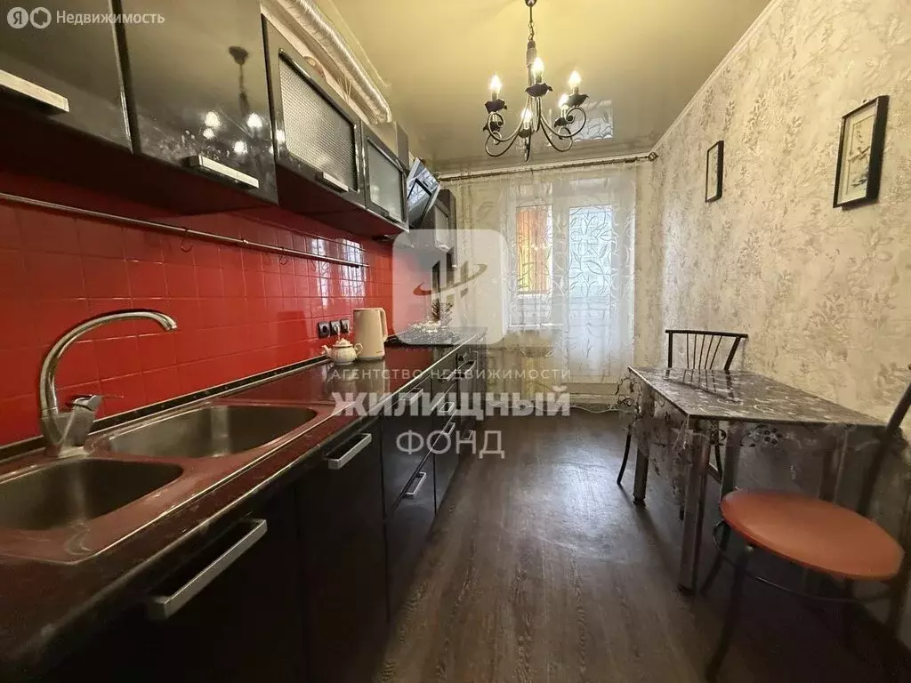 1-комнатная квартира: Энгельс, Полиграфическая улица, 186 (45 м) - Фото 2
