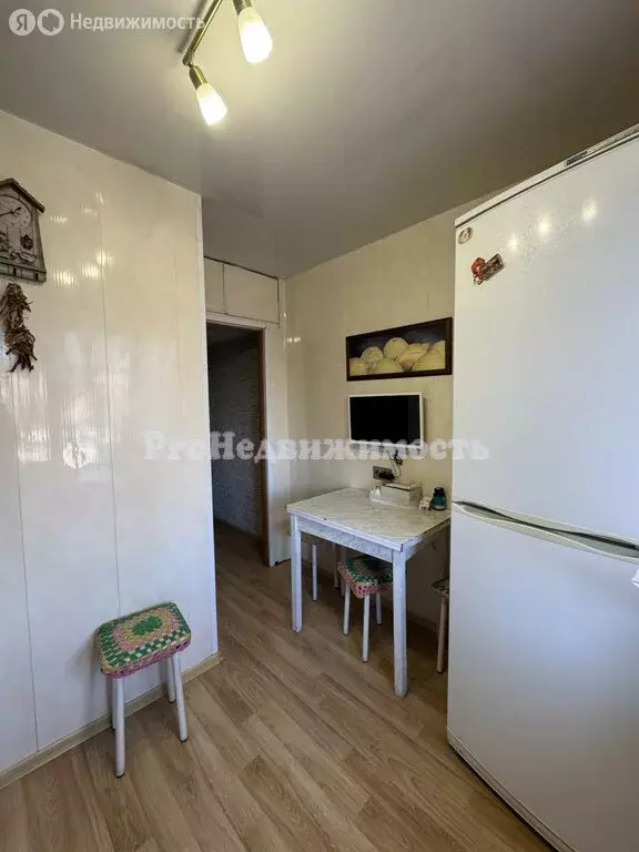 3-комнатная квартира: Кызыл, улица Кечил-Оола, 7А (58.8 м) - Фото 1