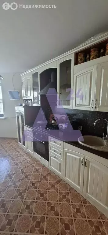 3-комнатная квартира: село Усть-Качка, улица Победы, 29А (79 м) - Фото 1